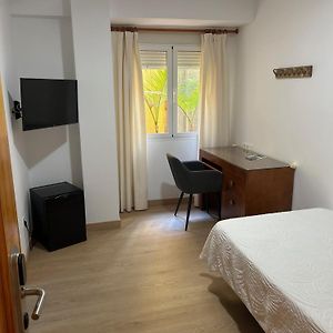 Habitación Individual Pequeña